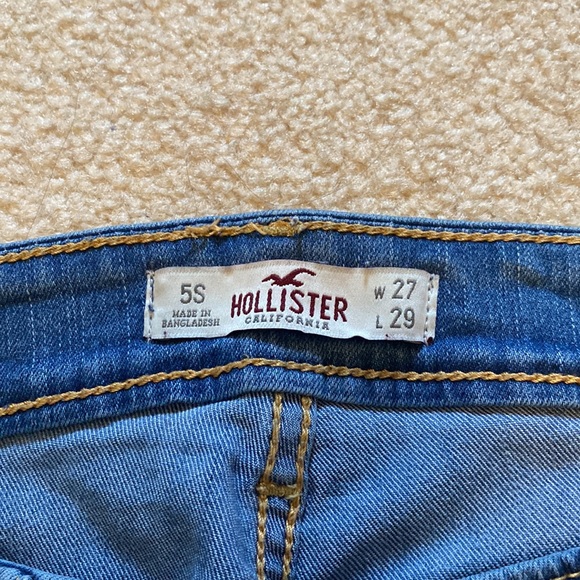 Hollister ripped jeans - Picture 3 of 3